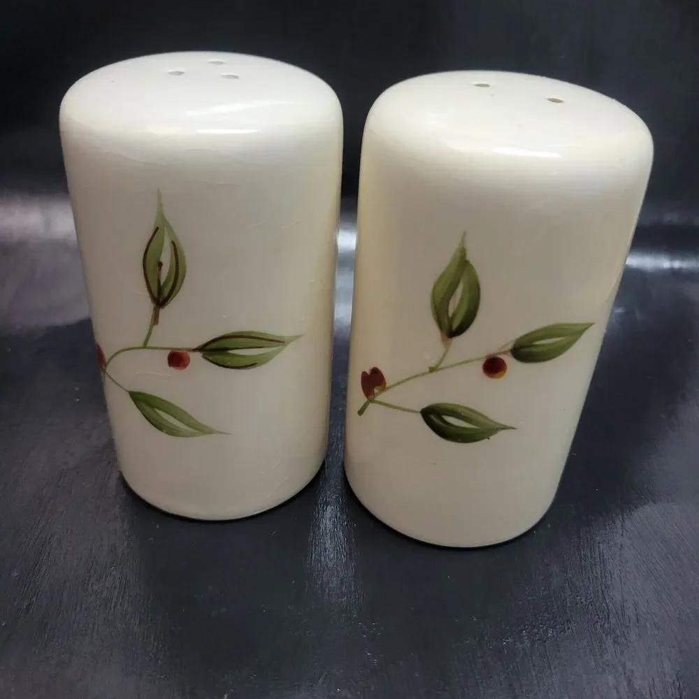 Home Salt and pepper Floral Shaker